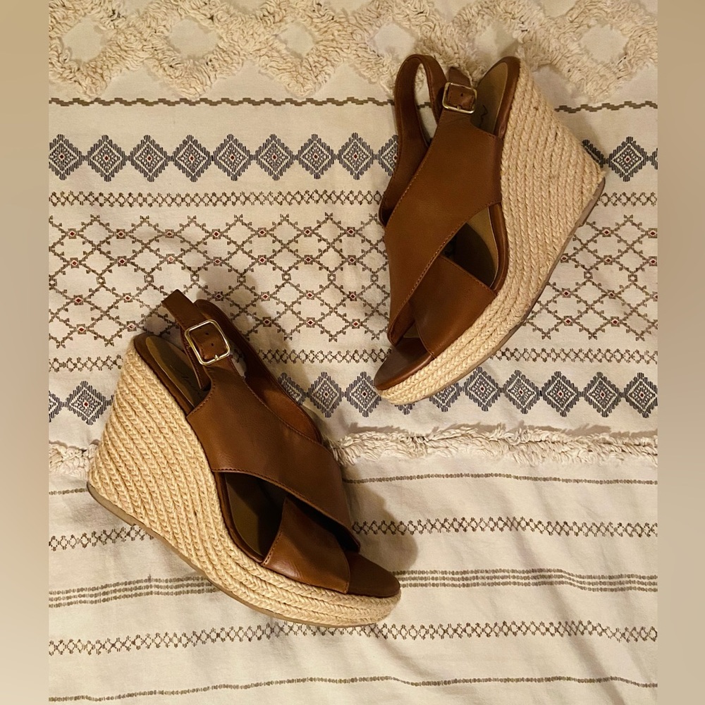 Wedge sandals